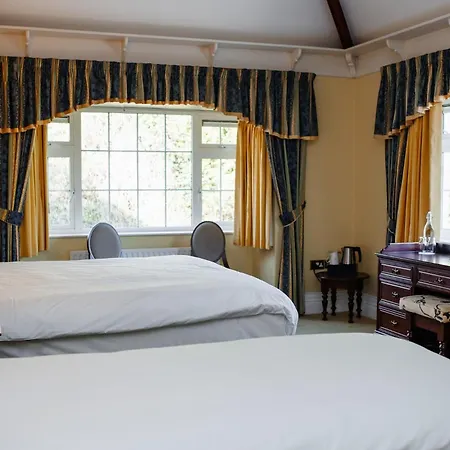 Отель Killeen House